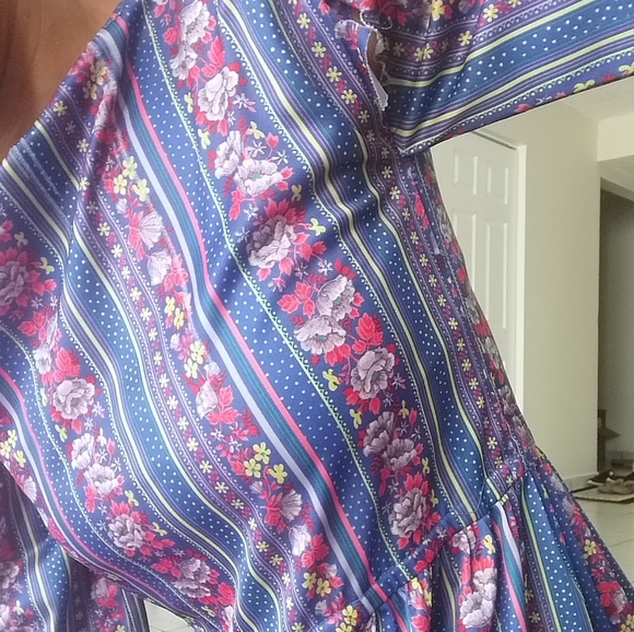 Relisted vintage wallpaper batik dress - Picture 4 of 4